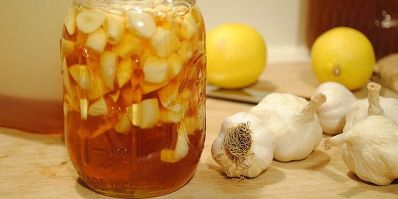 Garlic tincture for joint disease